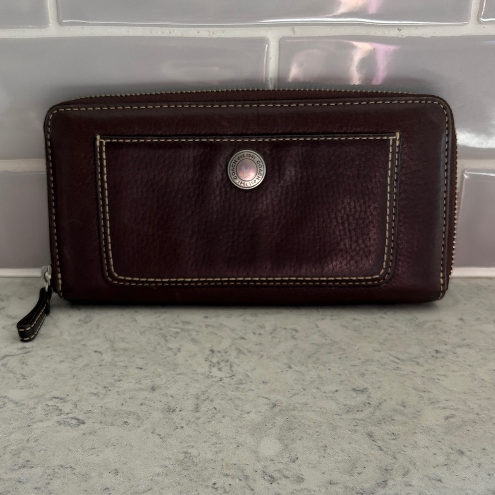 Coach Chelsea Brown Pebbled Leather Credit Card Bill Coin Zip Around Wallet VG+